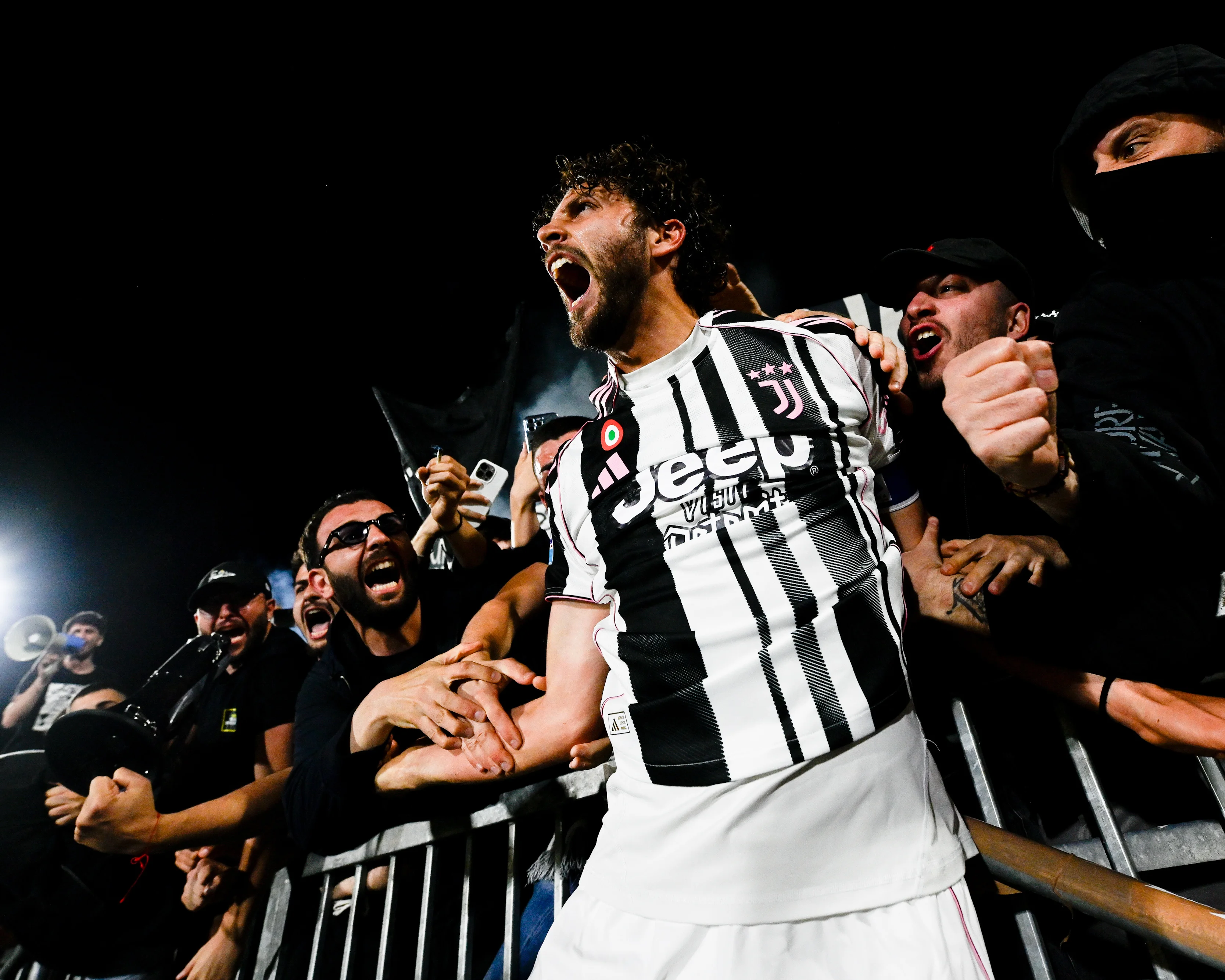 Juve do just enough to reach Champions League Will Conte join them there
